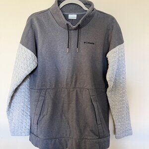 Columbia Pullover top